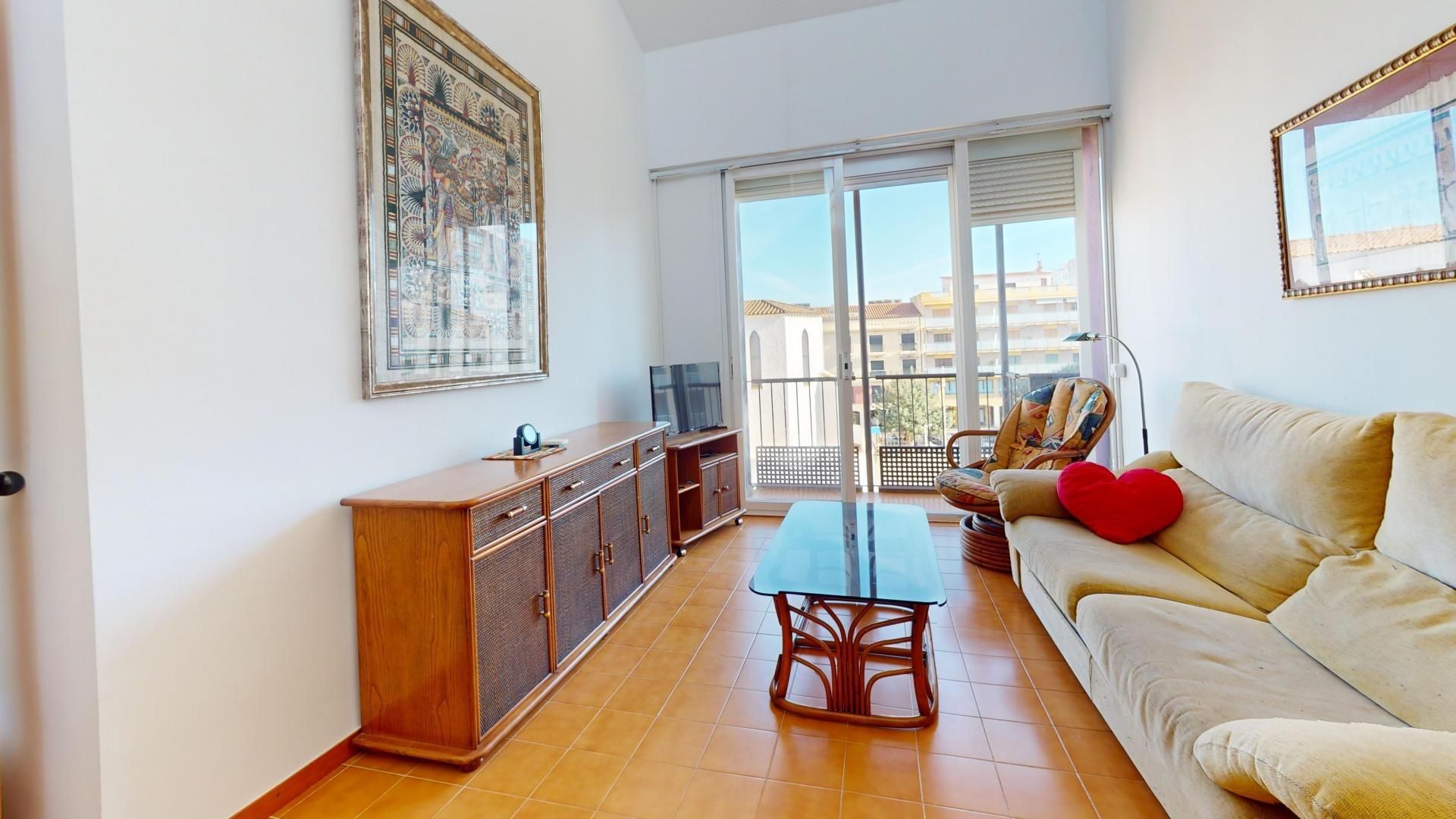 Sala de estar de Ático en venta en Calonge i Sant Antoni con Terraza y Balcón