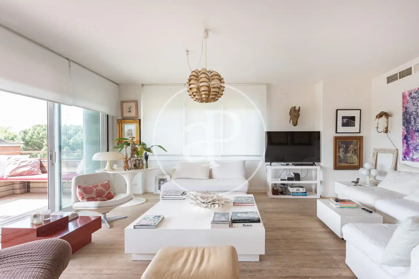 Living room of Flat for rent in  Barcelona Capital  with Air Conditioner, Heating and Private garden