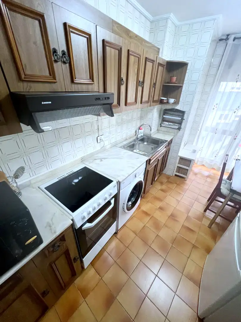Flat with lift to rent in Paseo de la Infancia, imagen 7