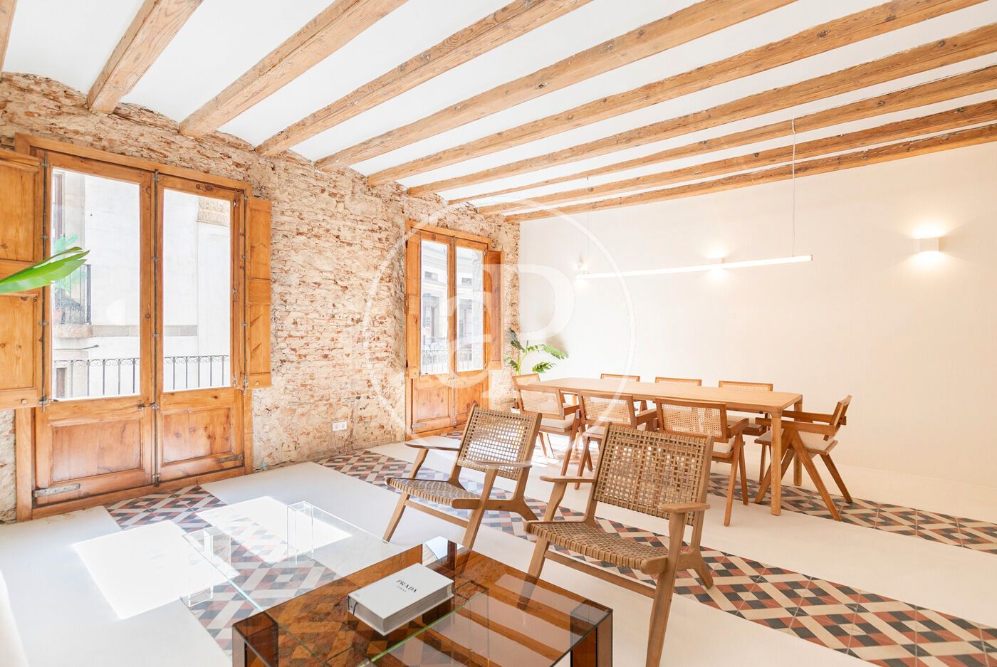 Menjador de Pis en venda en  Barcelona Capital amb Calefacció, Moblat i Balcó