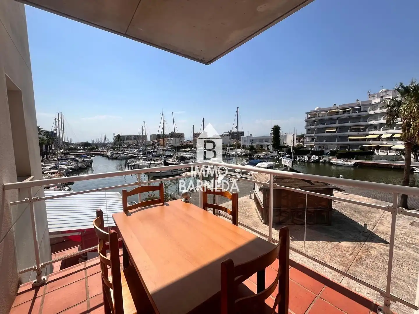 Piso con piscina en venta en PORT CANIGÓ 15-31