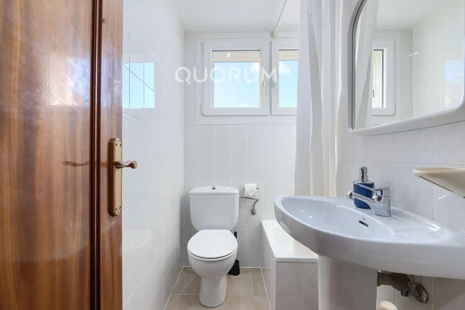 Baño de Piso en venta en Sopela con Calefacción, Terraza y Trastero