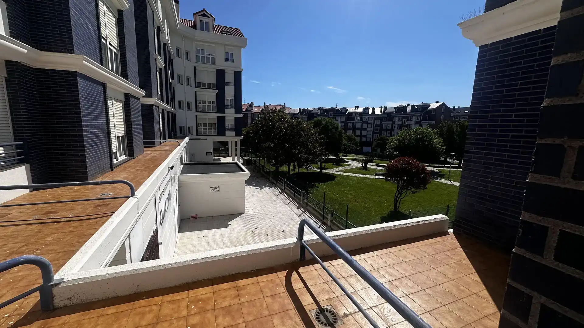 Terraza de Piso en venta en Santander con Balcón