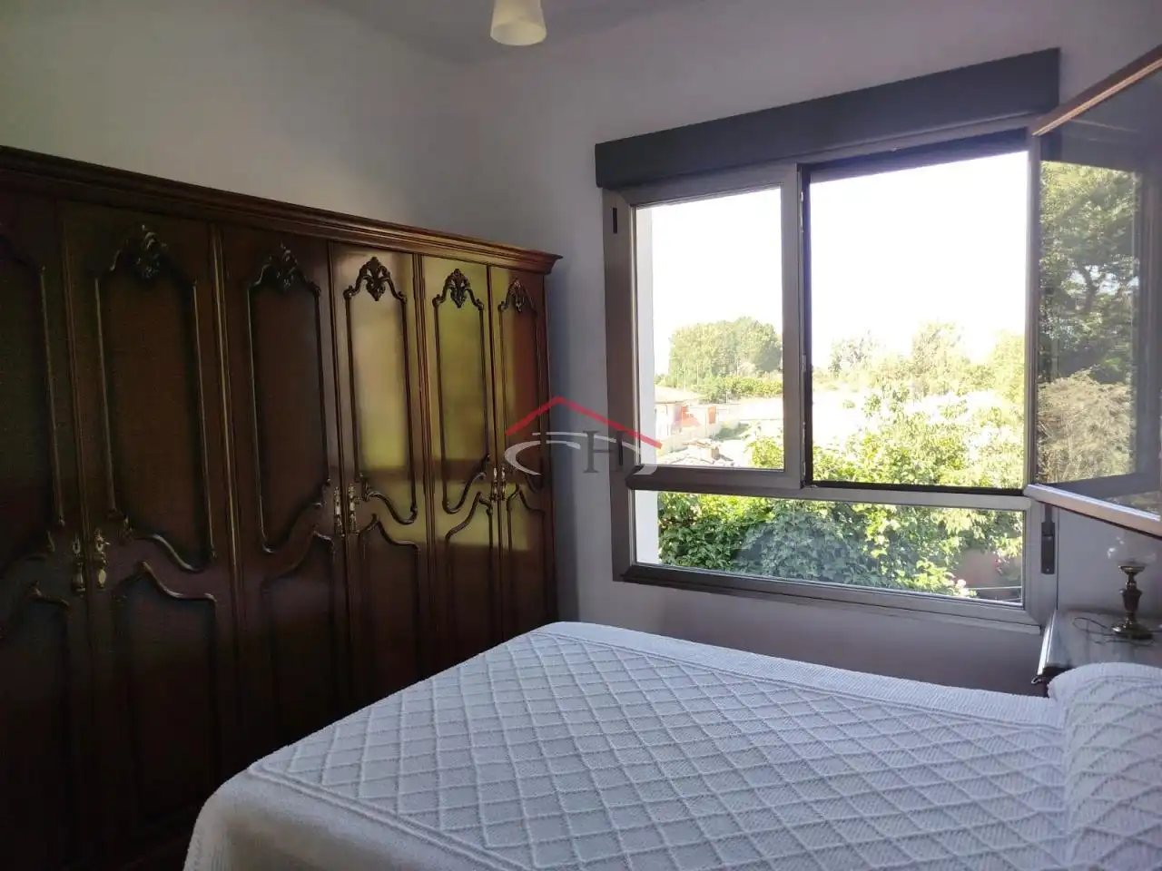 Dormitori de Casa o xalet en venda en Onzonilla amb Jardí privat i Traster