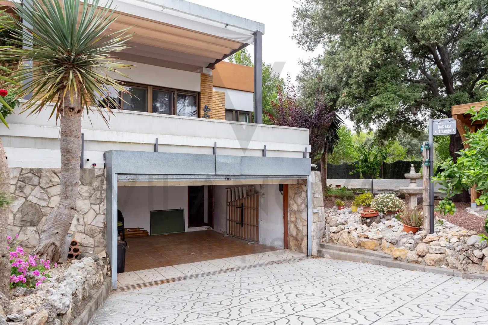 Vista exterior de Casa o xalet en venda en Valls amb Aire condicionat, Calefacció i Jardí privat