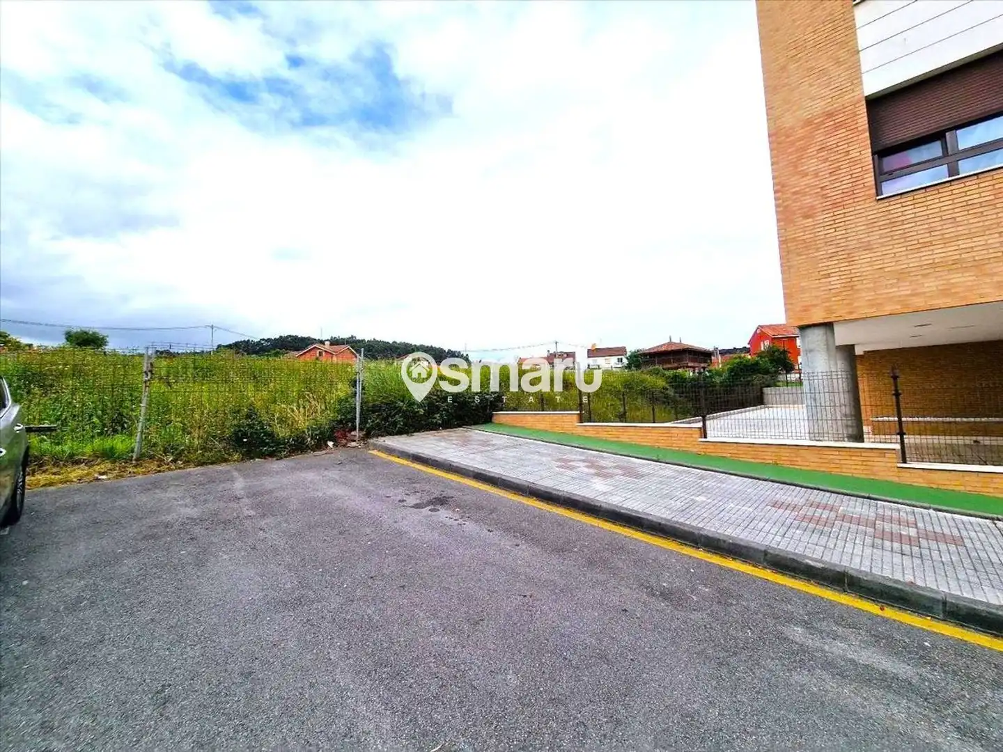 Parkplatz von Grundstücke zum Verkauf in Corvera de Asturias