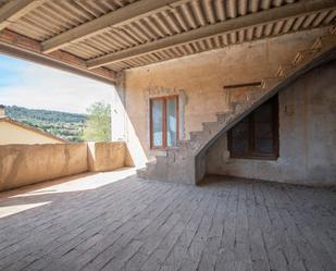 Vista exterior de Edifici en venda en Torrelavit