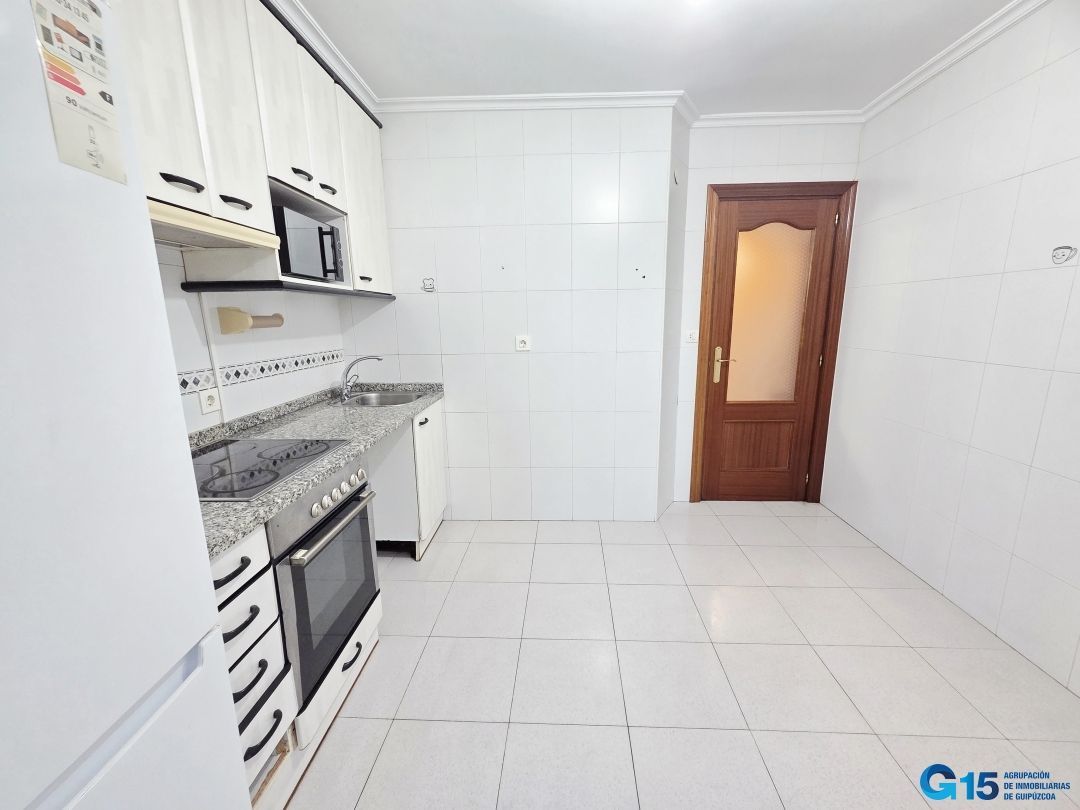 Pis en venda a Urdaburu Kalea, Kaputxinoak / Capuchinos - Galtzaraborda