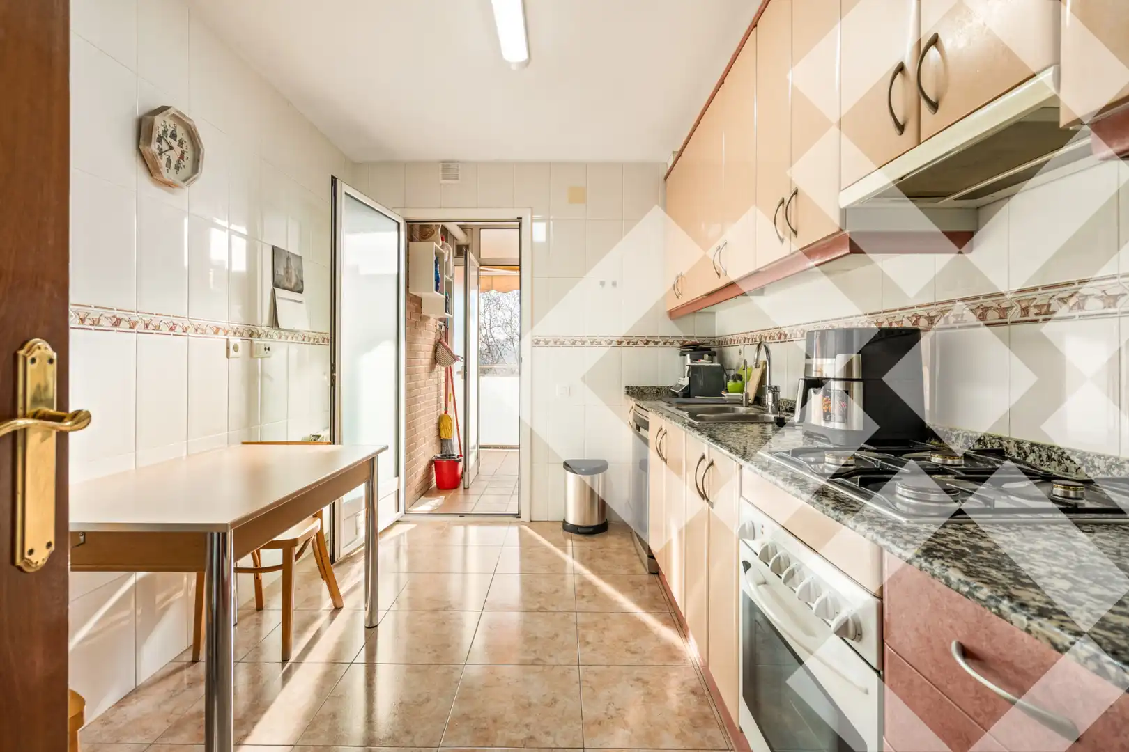 Cocina de Piso en venta en Cerdanyola del Vallès con Aire acondicionado, Calefacción y Amueblado