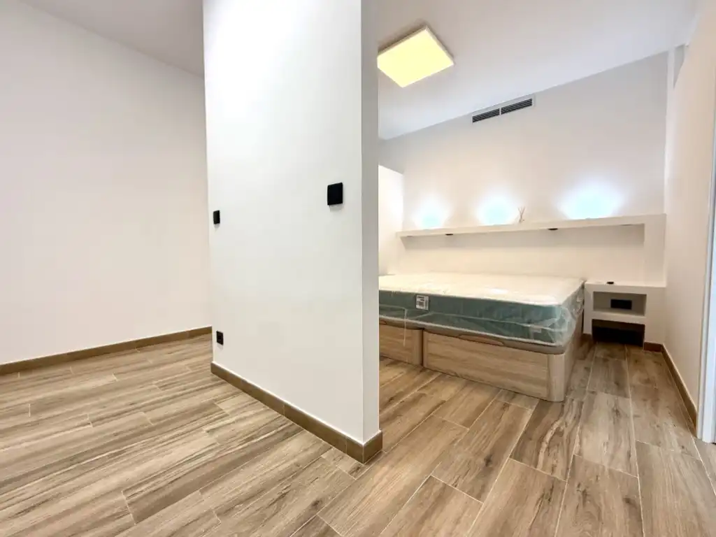 Einfamilien-Reihenhaus zum Verkauf in Calle Viña La, Pueblo