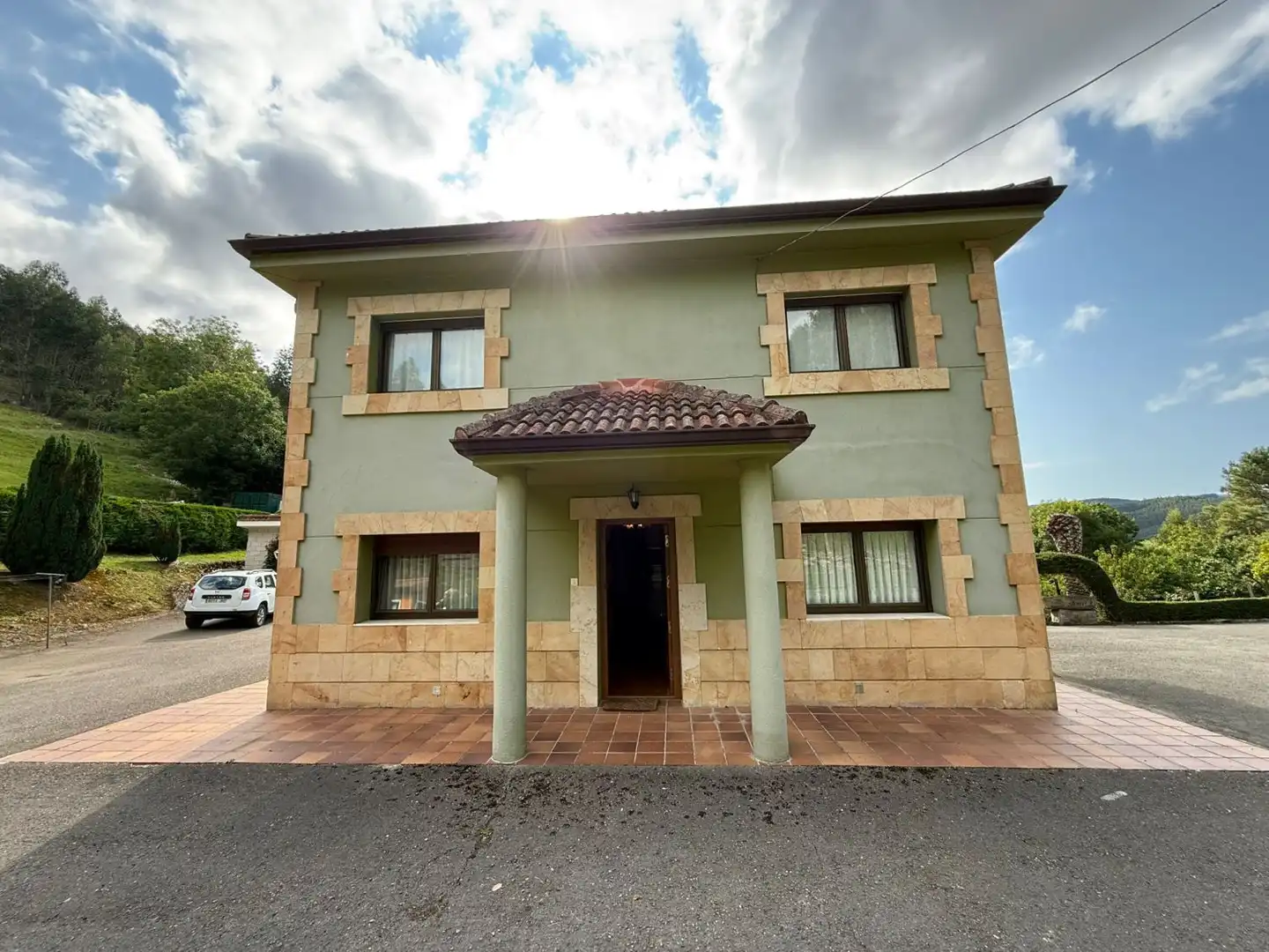 House for sale in Perujo
