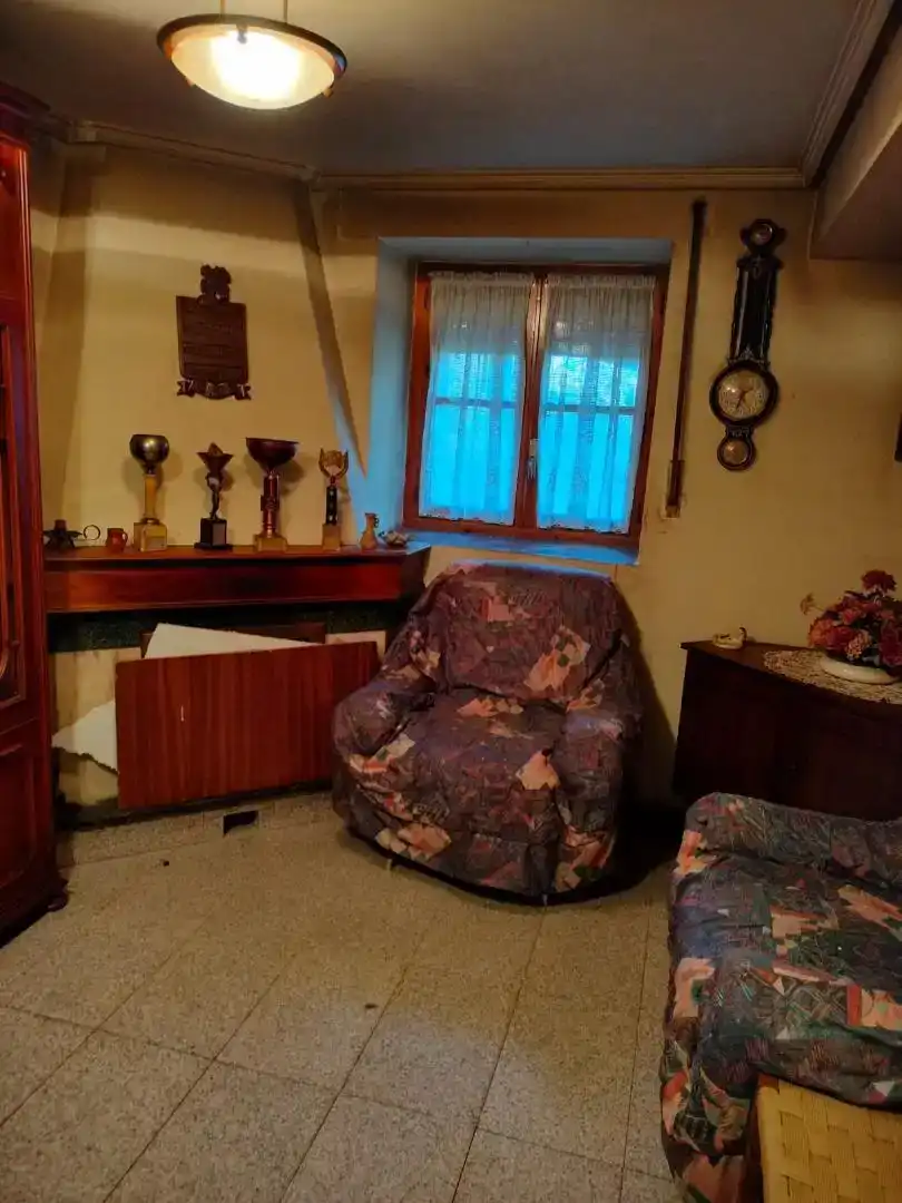 Sala d'estar de Casa adosada en venda en Valle de Tobalina