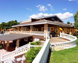 Casa o xalet de lloguer en Torrent amb Terrassa i Piscina