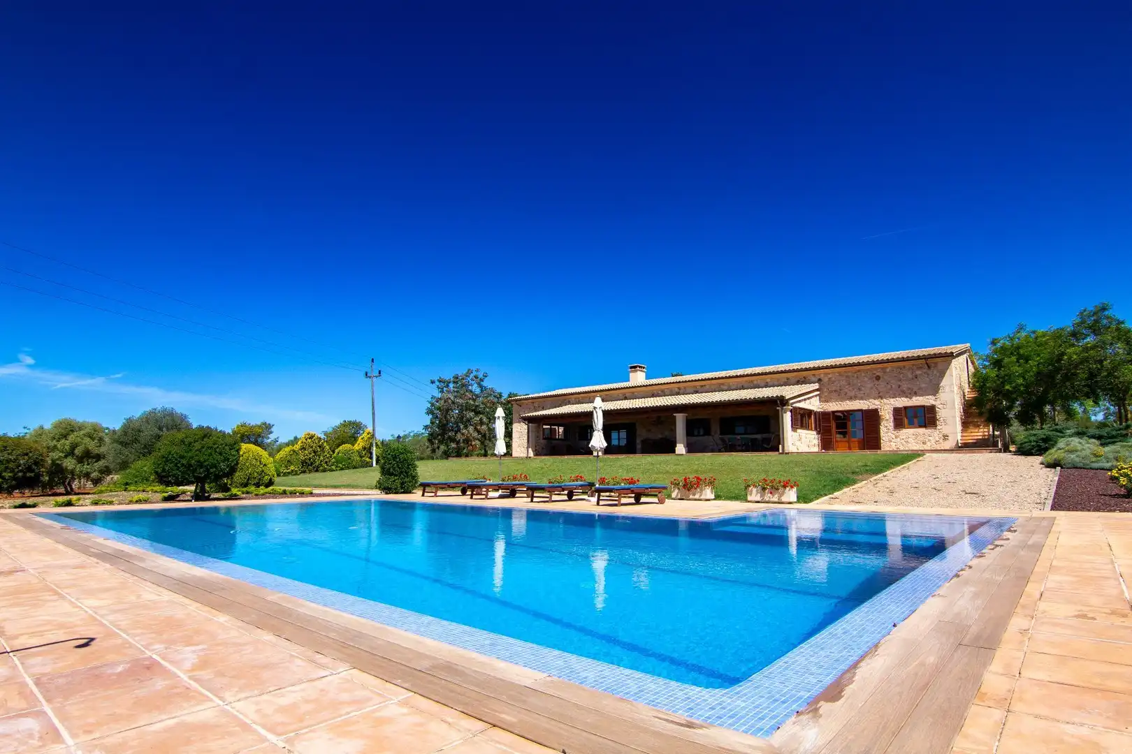 Casa rústica con piscina en venta en Polígono 8, parcela 441, imagen 2