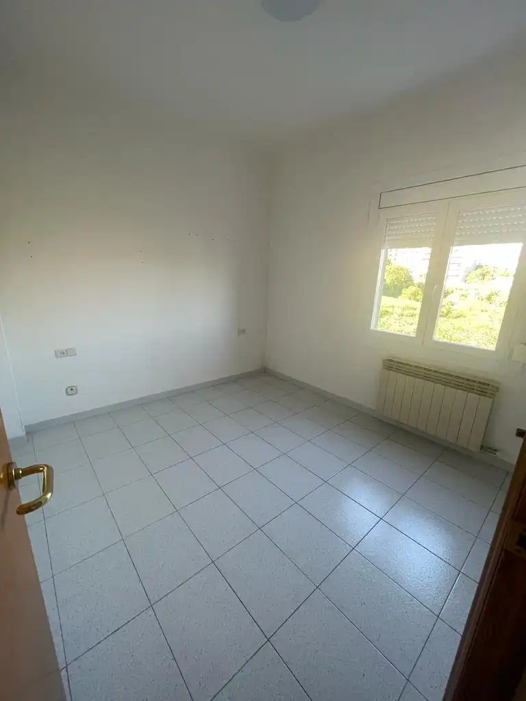 Dormitori de Pis en venda en Berga amb Calefacció i Balcó