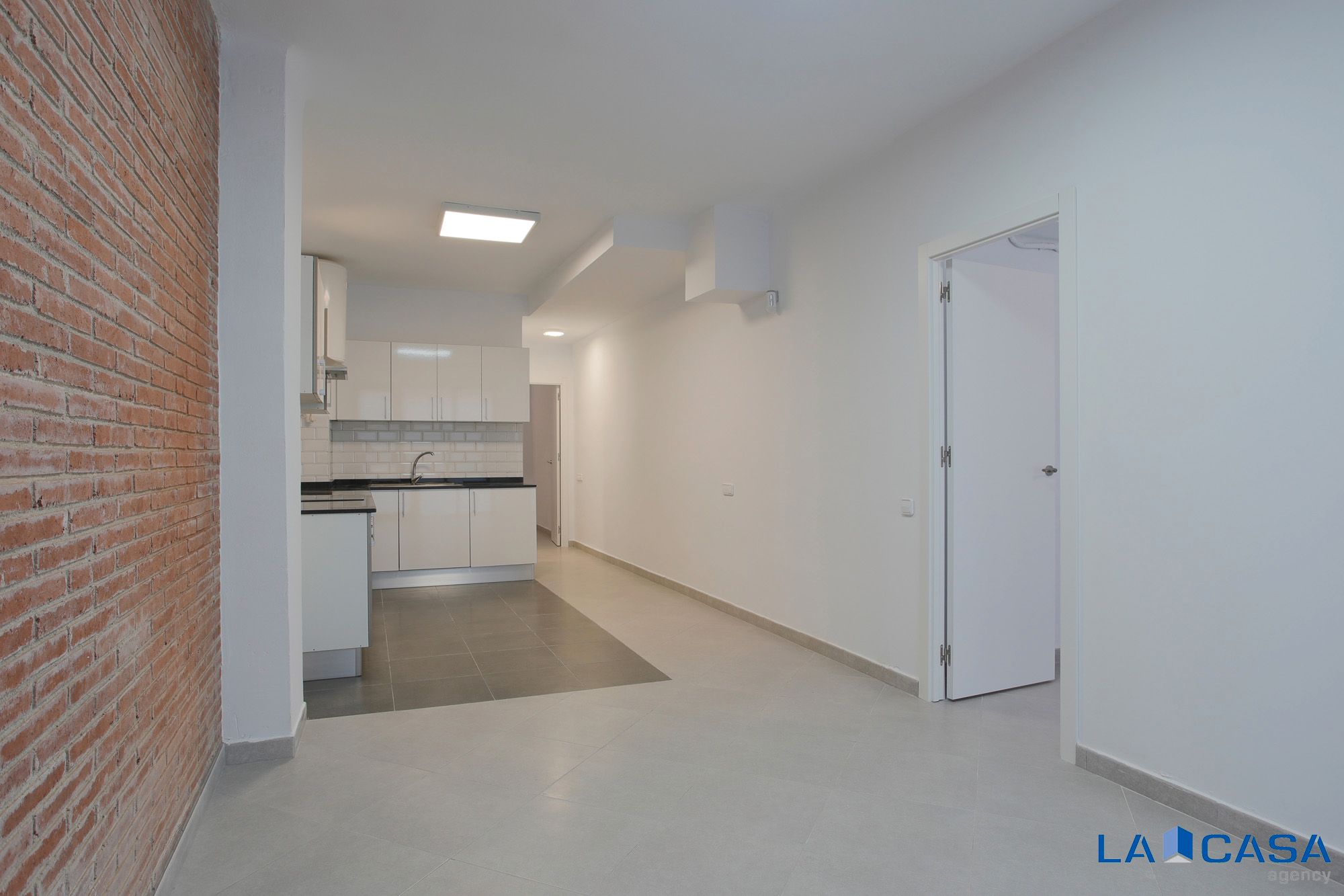 Planta baja for sale in  Barcelona Capital