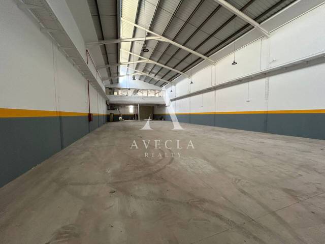 Nave industrial en Alquiler en Occitània, 100 en Manresà