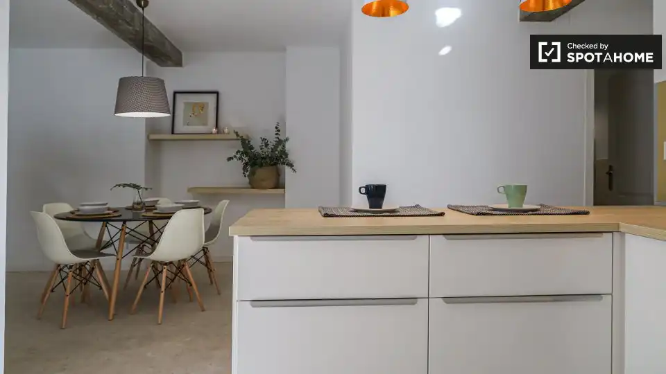 Kitchen of Flat for rent in Valencia  with Air Conditioner, Heating and Furnished
