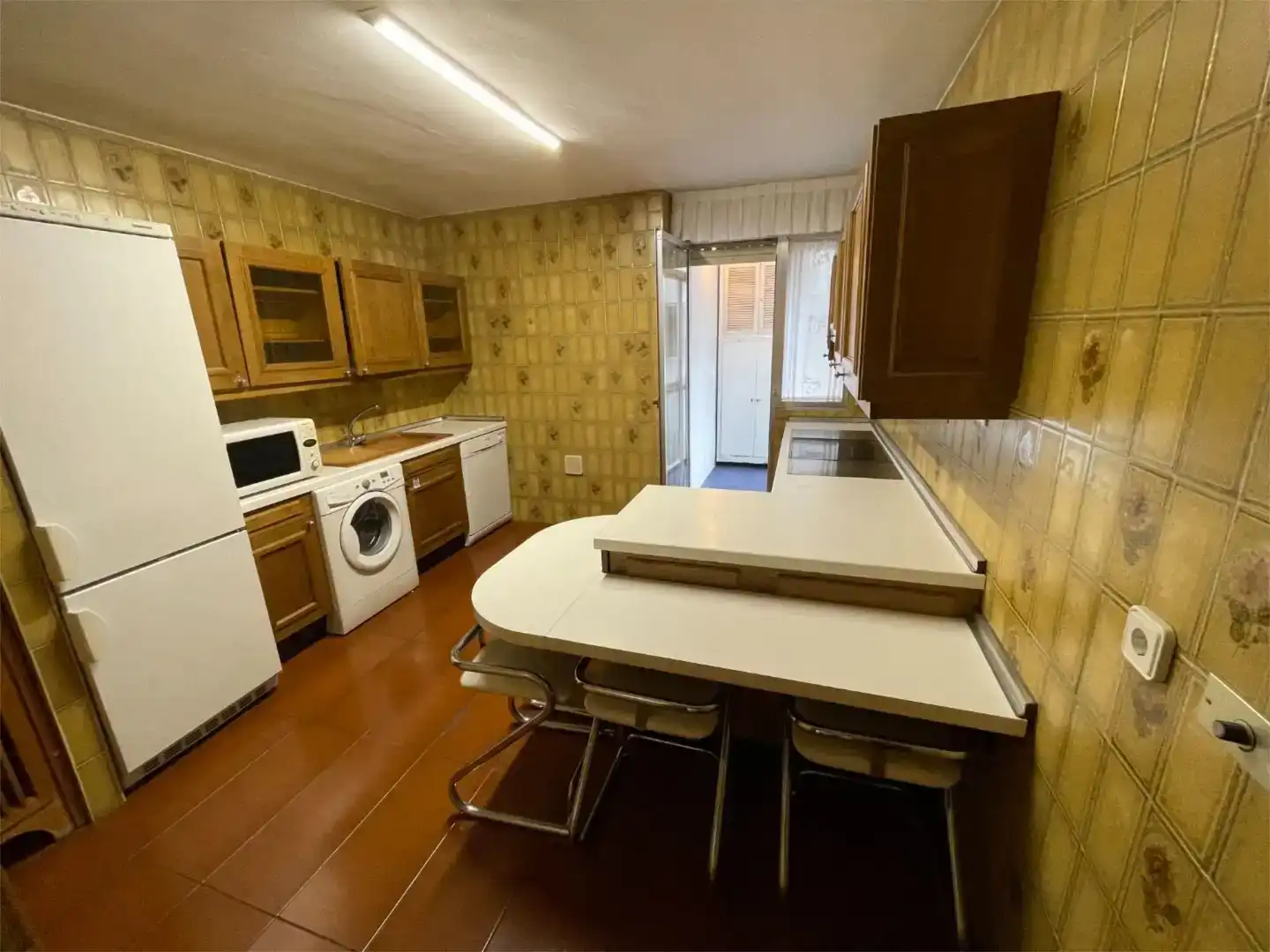 Cocina de Piso en venta en León Capital  con Parquet, Trastero y Piscina