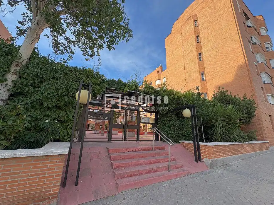 Piso en venta en Madrid con Terraza y Trastero