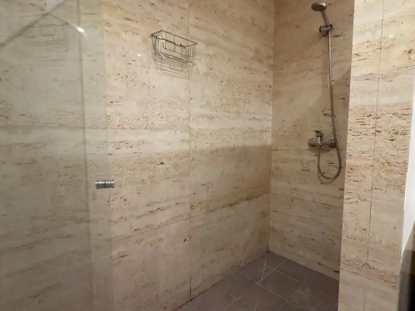 Badezimmer von Wohnung zur Miete in Moncloa - Aravaca