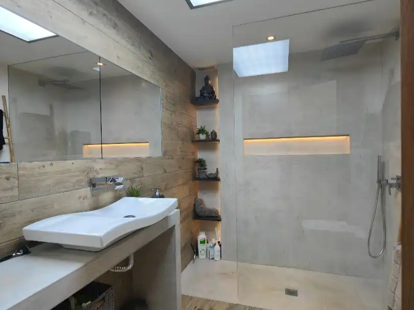 Bathroom of Flat for sale in Ibi, Alicante