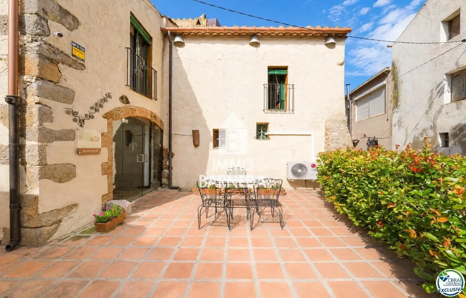 Vista exterior de Casa o xalet en venda en Fortià amb Calefacció i Balcó