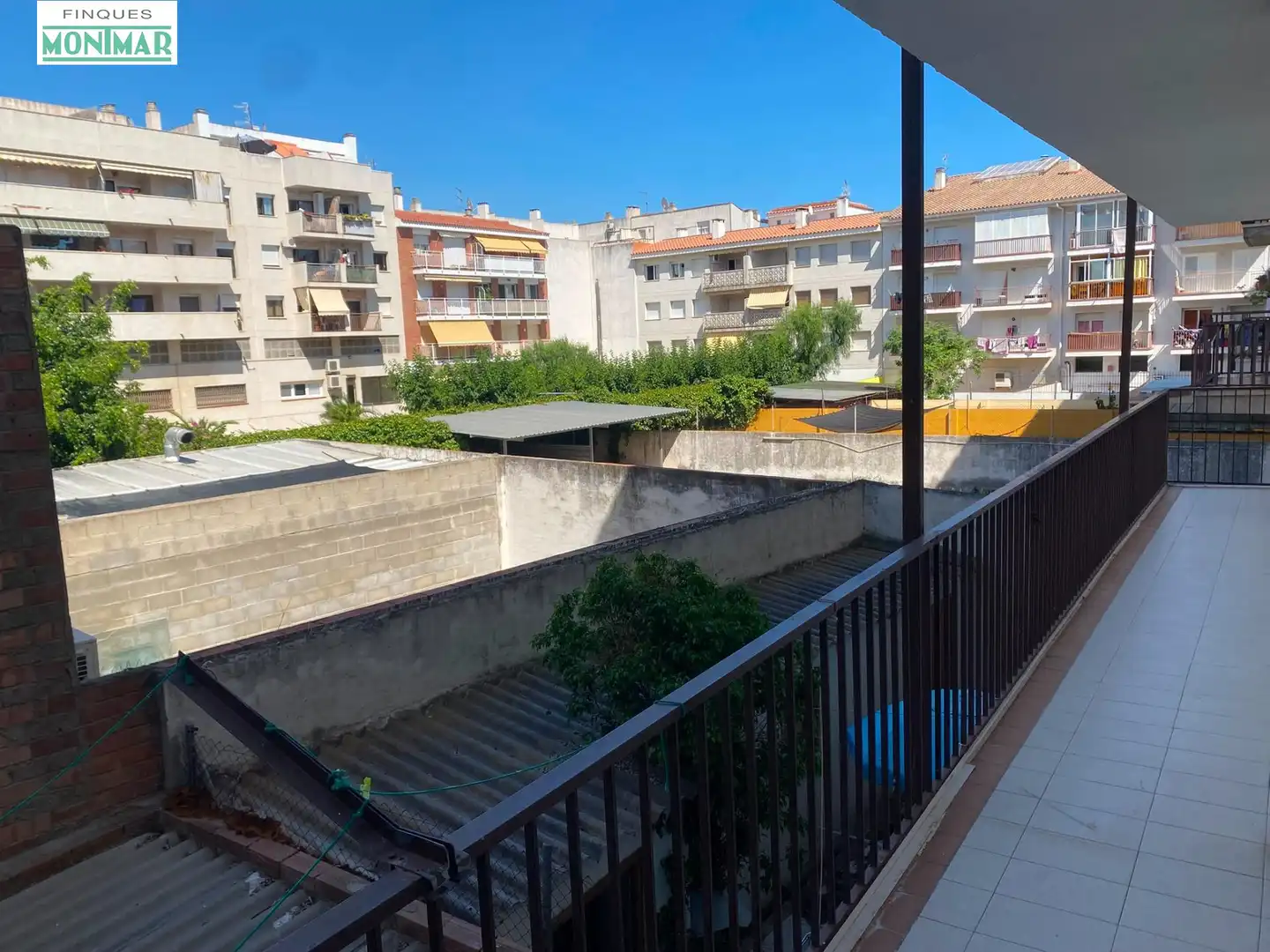 Flat with terrace for sale in Centre