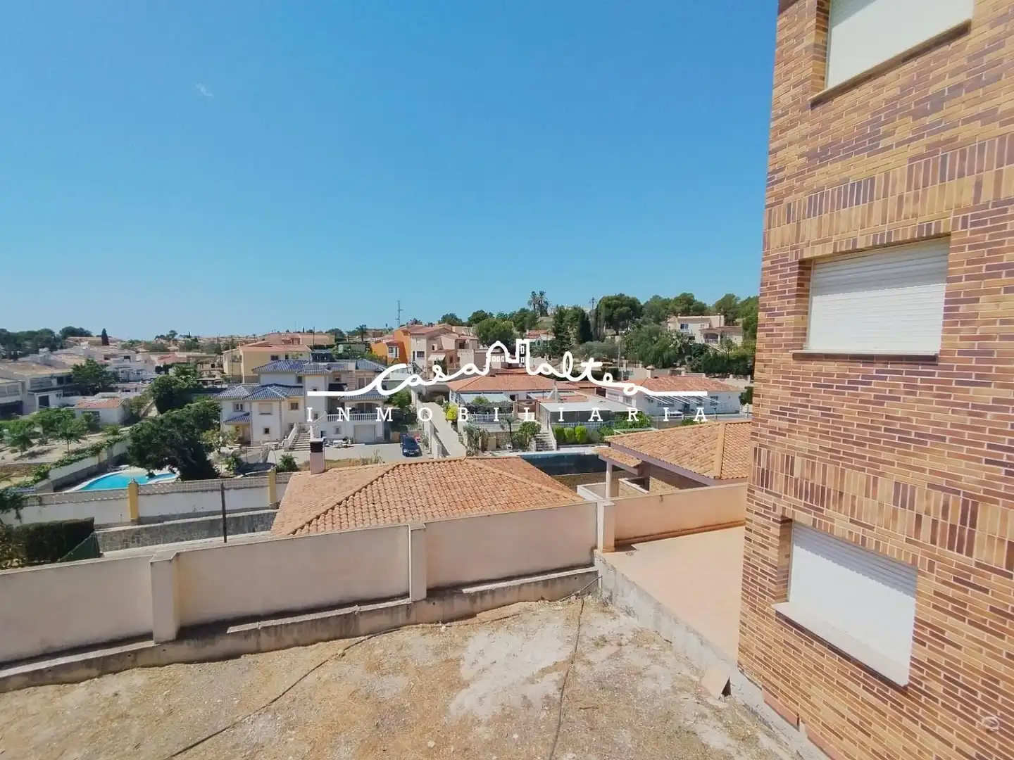 Exterior view of Houses for sale in L'Alfàs del Pi  with Private garden and Terrace