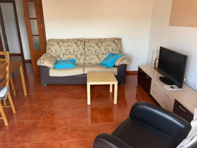 Sala d'estar de Pis de lloguer en Puertollano amb Aire condicionat, Calefacció i Moblat