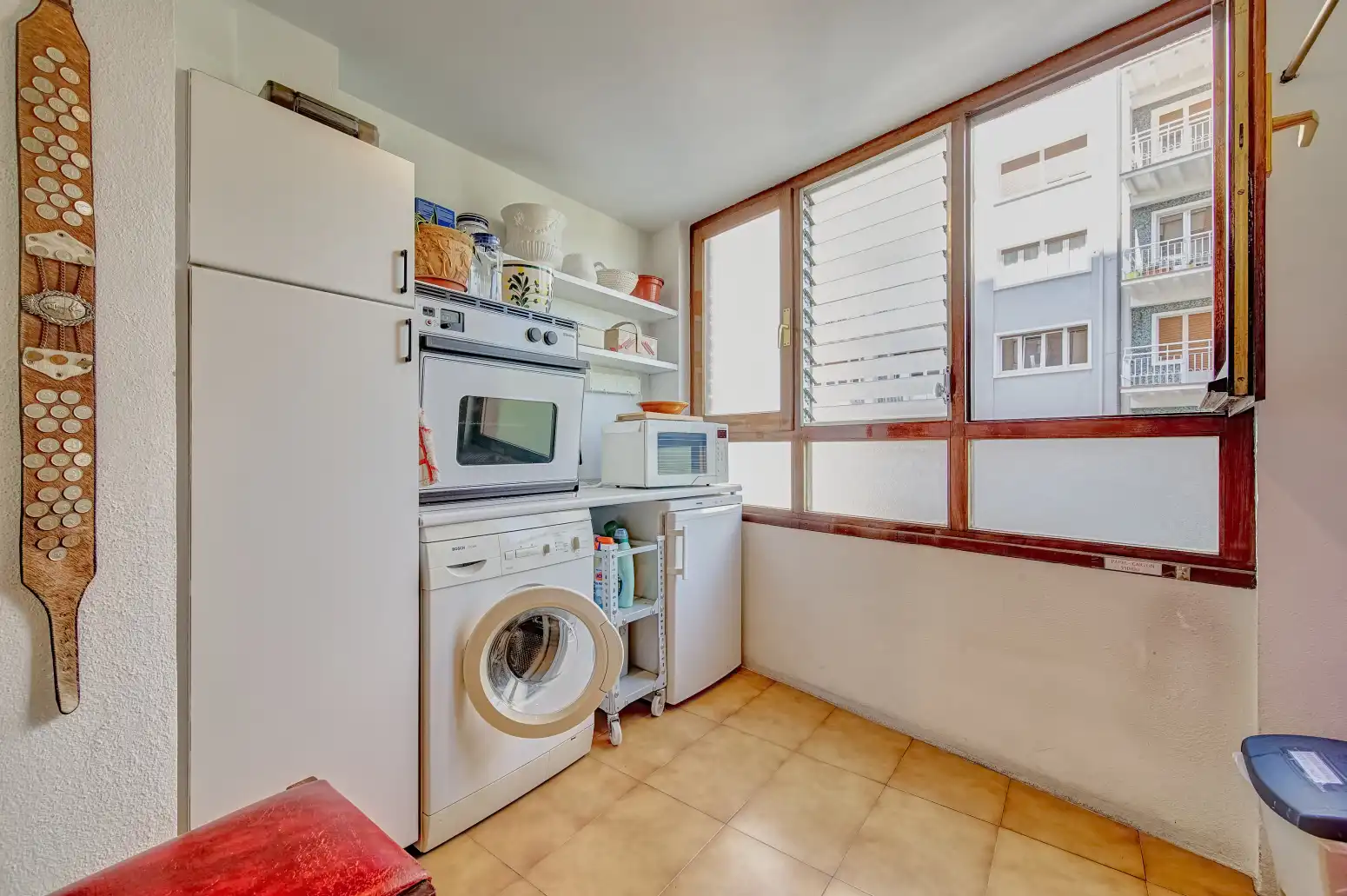 Cuina de Pis en venda en  Pamplona / Iruña amb Calefacció, Parquet i Moblat
