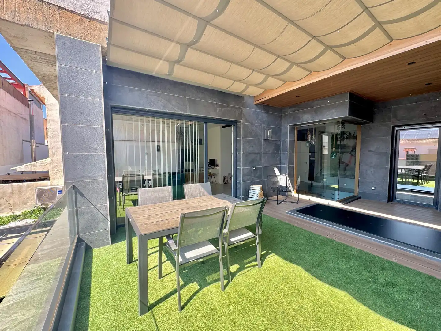 Terraza de Casa adosada en venta en Armilla con Aire acondicionado, Calefacción y Jardín privado
