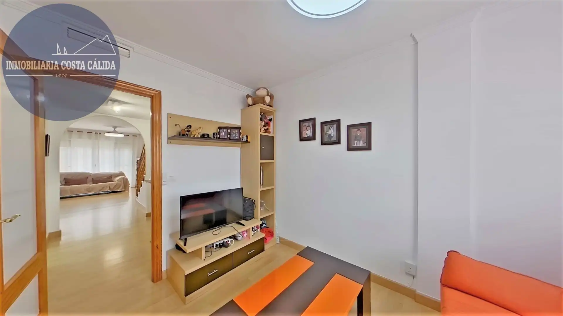 Sala de estar de Dúplex en venta en Águilas con Terraza, Trastero y Amueblado