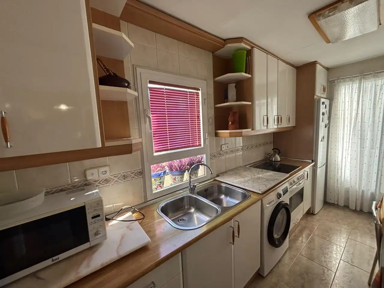 Kitchen of Flat for sale in Zaragoza  with Air Conditioner, Heating and Terrace