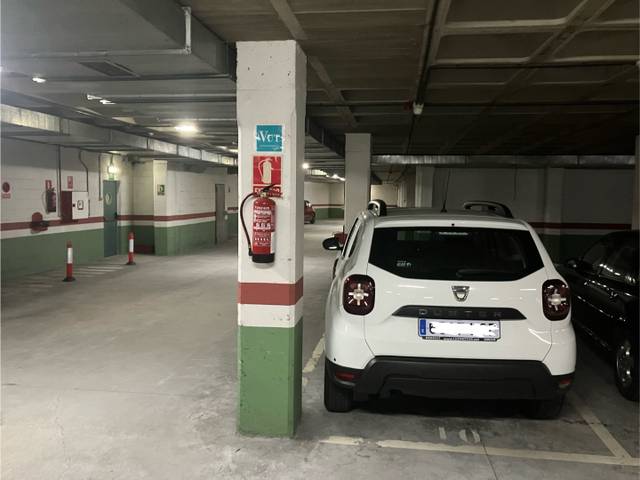 Garaje en Alquiler en Calle Azcárraga, 55 en El Postigo