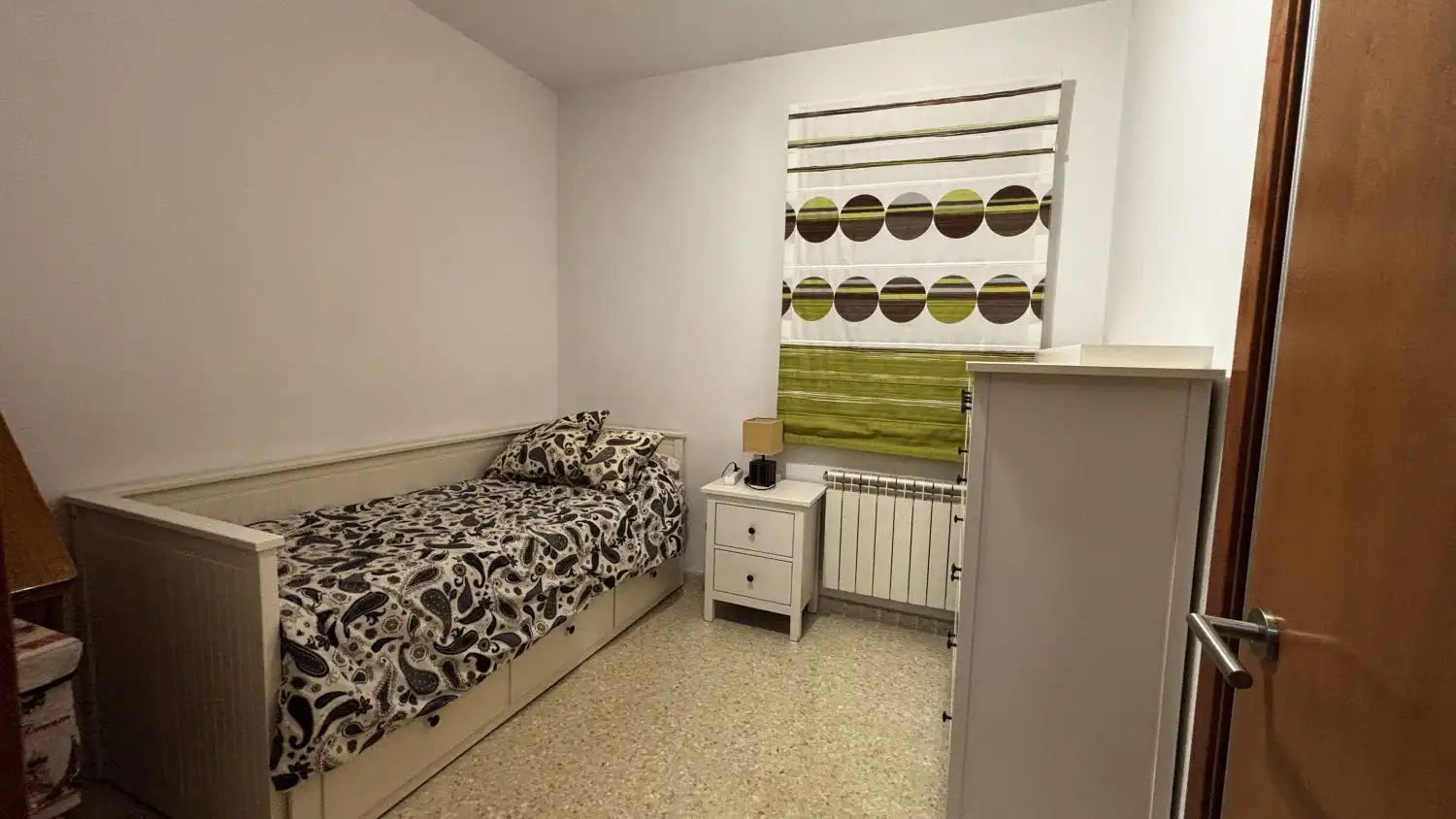Wohnung zur Miete in SANTA ADELA, Barrio de Zaidín