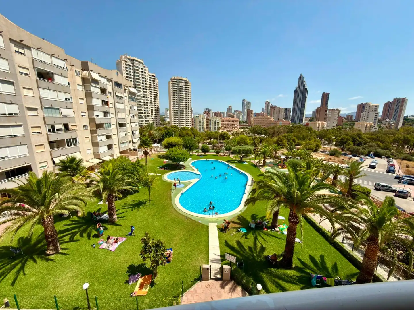 Flat with pool for sale in Calle BADIOLA "Los Olivos"