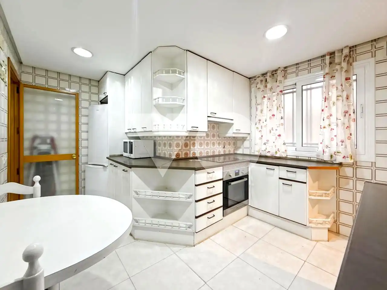 Cocina de Piso en venta en Madrid con Calefacción y Terraza
