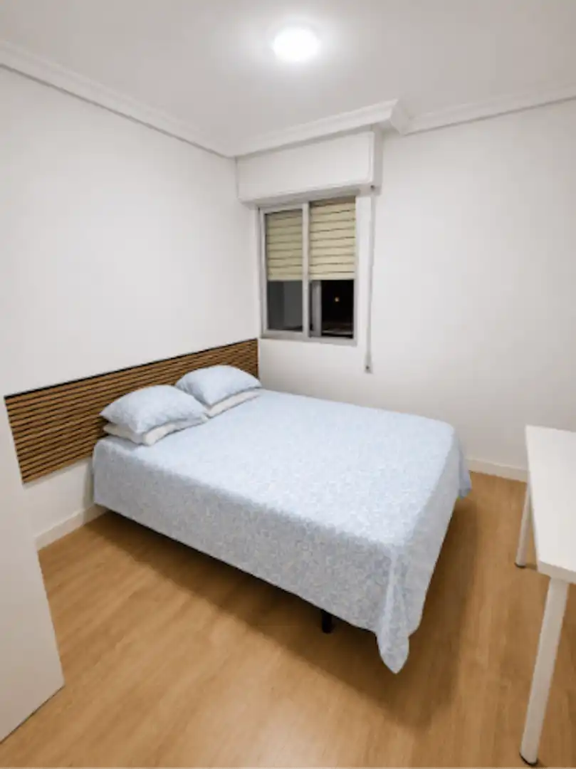 Bedroom of Flat for share in Torrejón de Ardoz  with Heating, Washing machine and TV