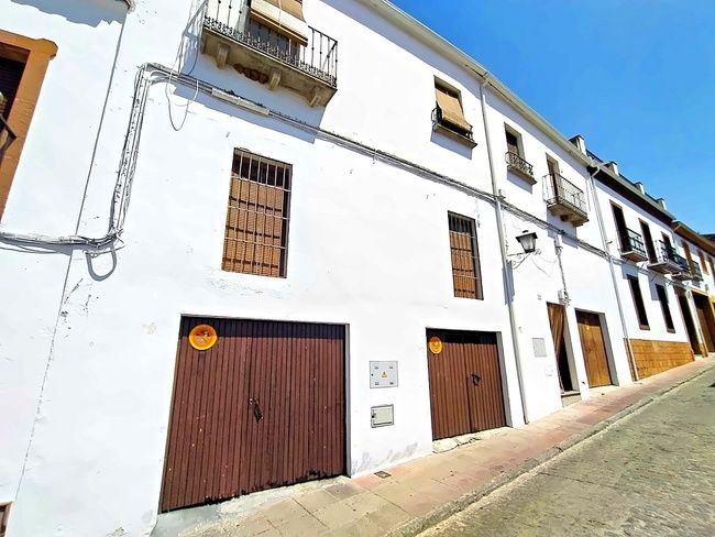 Vista exterior de Piso en venta en Montoro