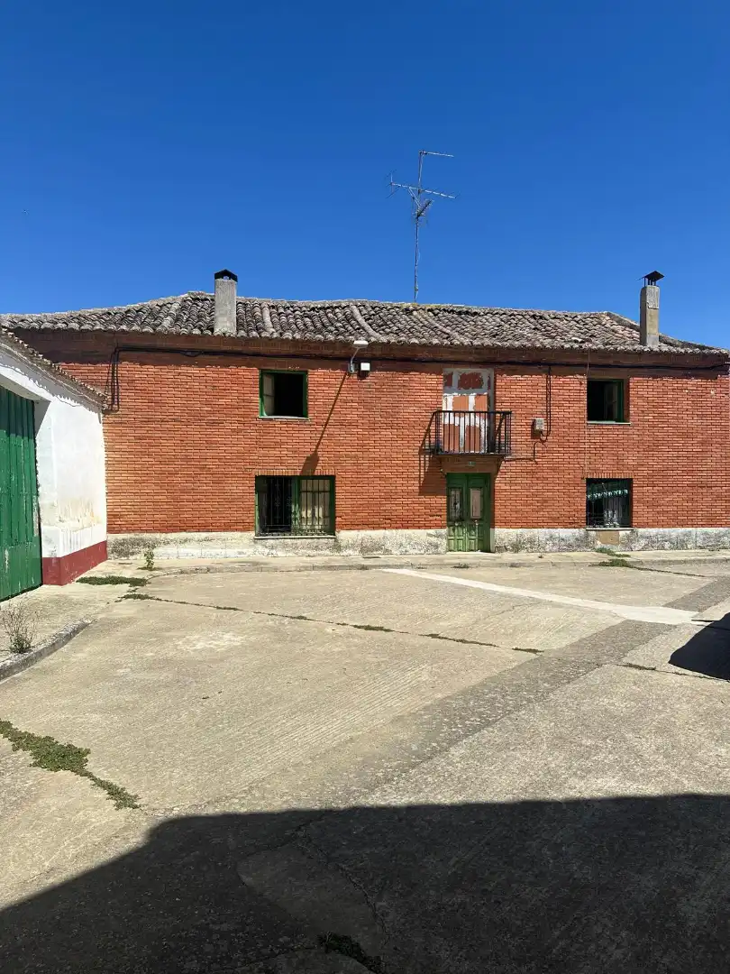 Vista exterior de Casa o chalet en venta en Villoldo