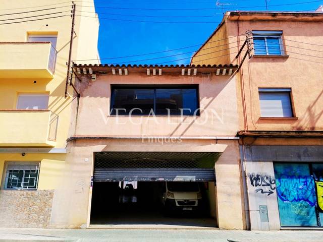 Local comercial en Venta en Cirera
