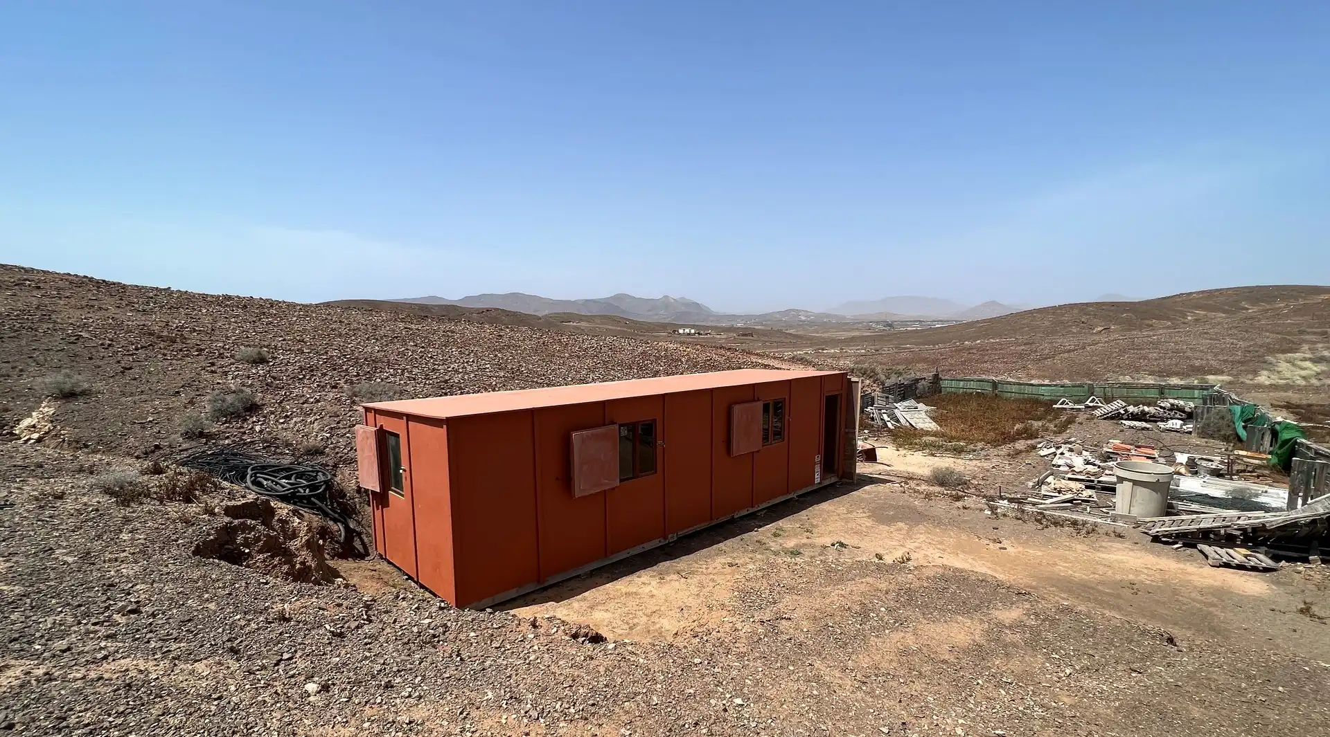 Vista exterior de Finca rústica en venda en Tuineje amb Jardí privat, Terrassa i Traster