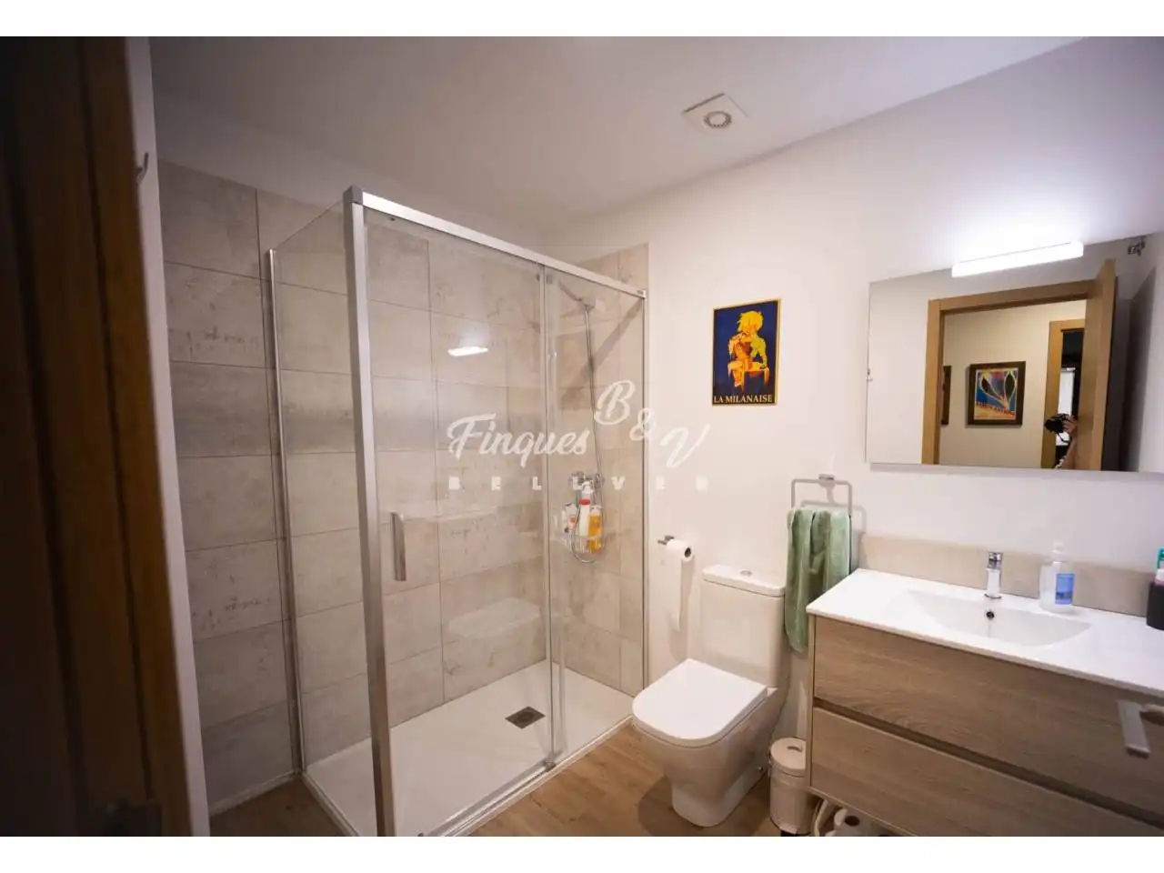 Baño de Apartamento en venta en Bellver de Cerdanya con Aire acondicionado, Calefacción y Parquet