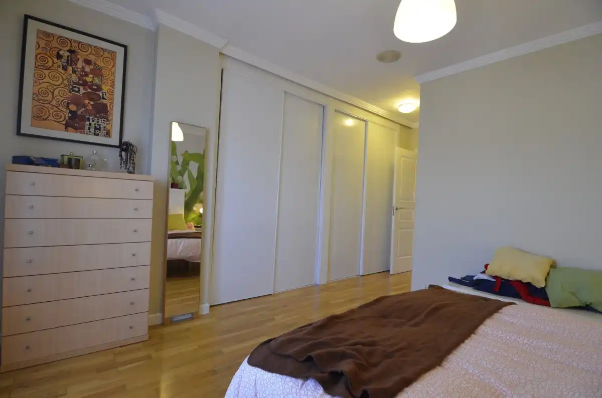 Habitación de Casa adosada en venta en Doñinos de Salamanca con Calefacción, Parquet y Terraza