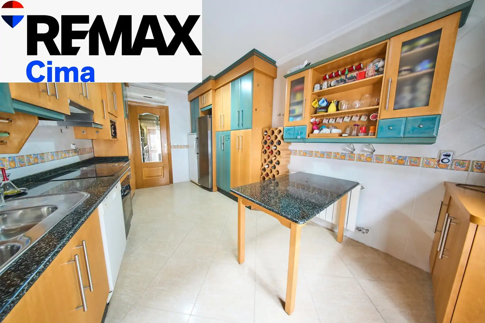 Cocina de Piso en venta en Baza, Granada
