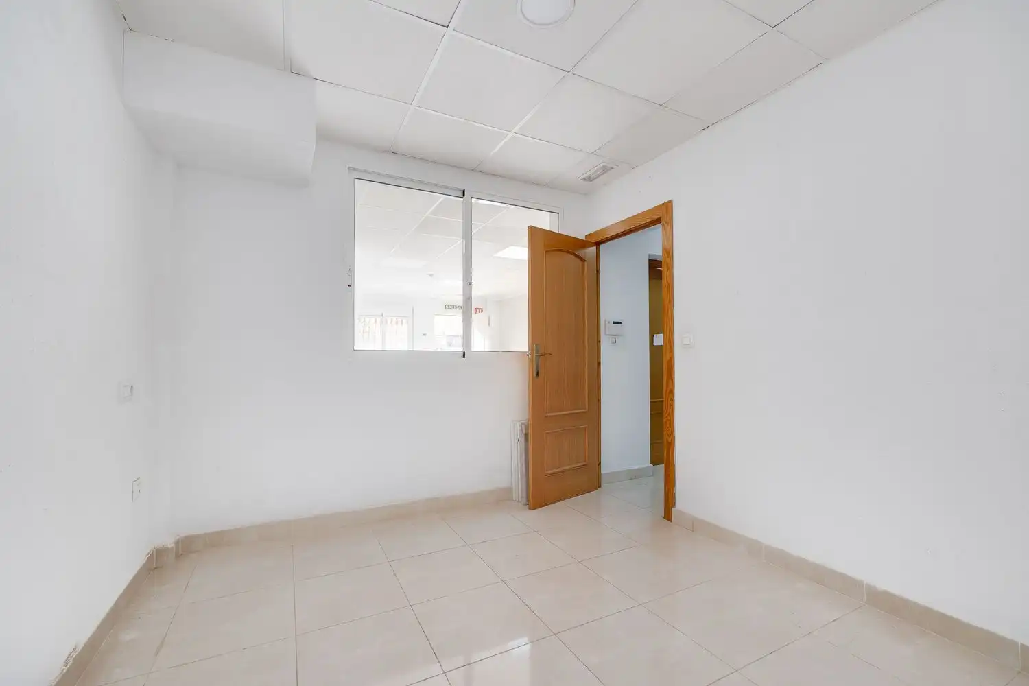 Commercial properties for sale in Torrevieja  with Air Conditioner