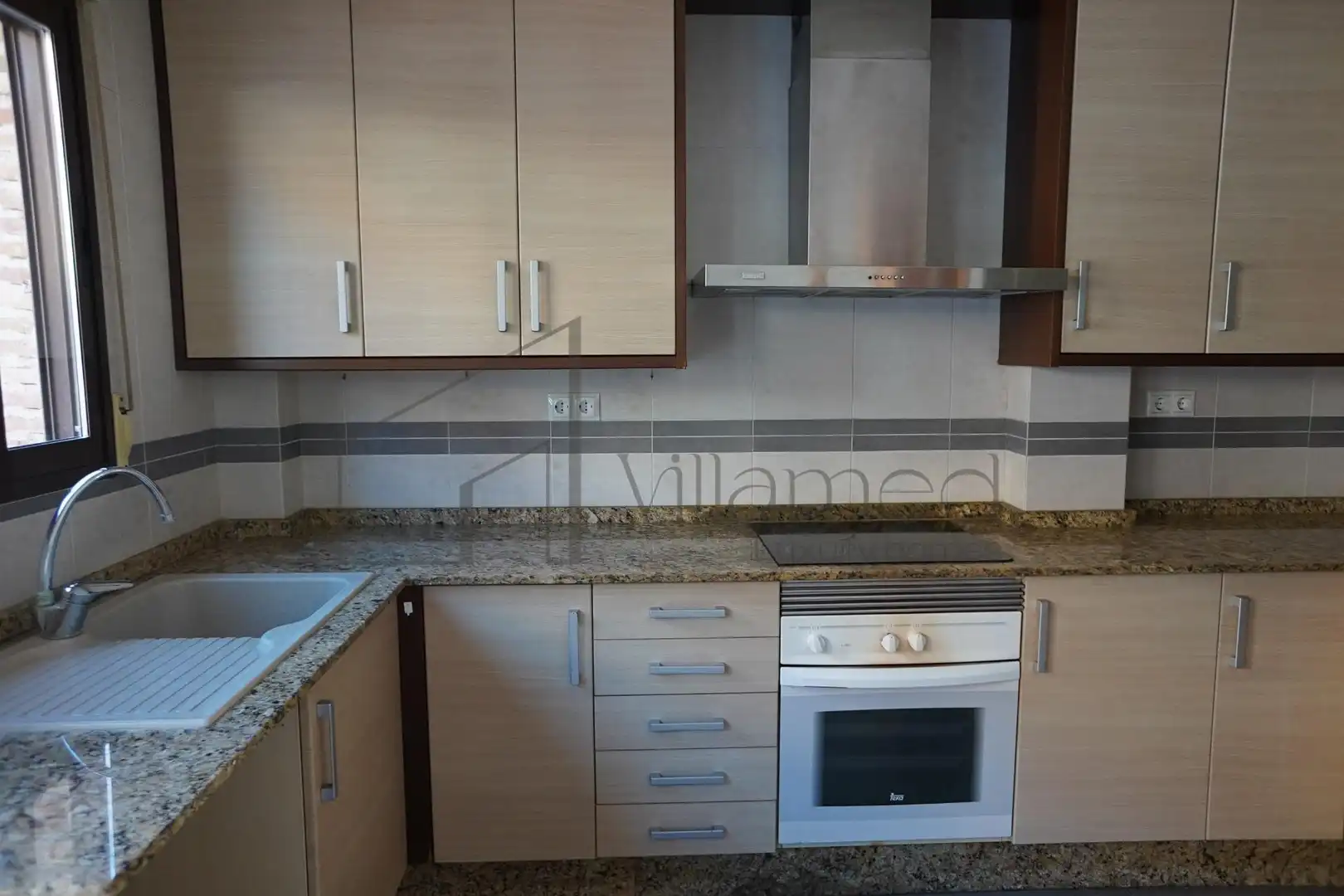 Cocina de Casa adosada de alquiler en L'Eliana con Aire acondicionado, Calefacción y Terraza