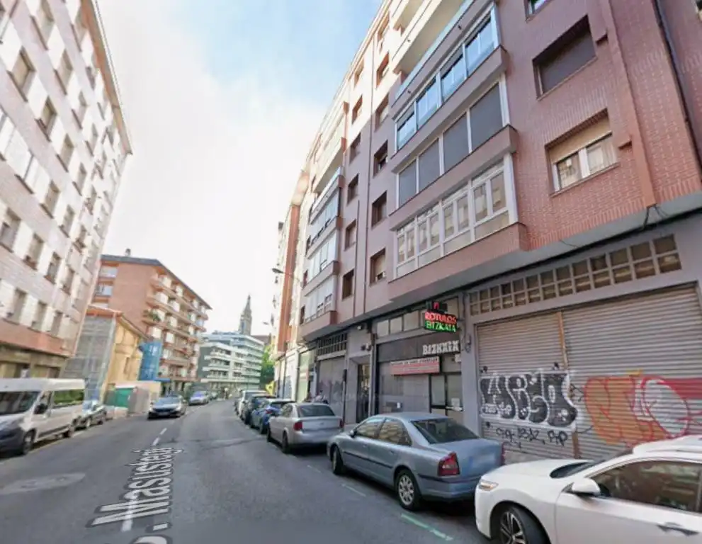 Vista exterior de Pis en venda en Begoña - Santutxu