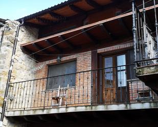 Exterior view of Country house for sale in Merindad de Montija  with Heating, Terrace and Furnished